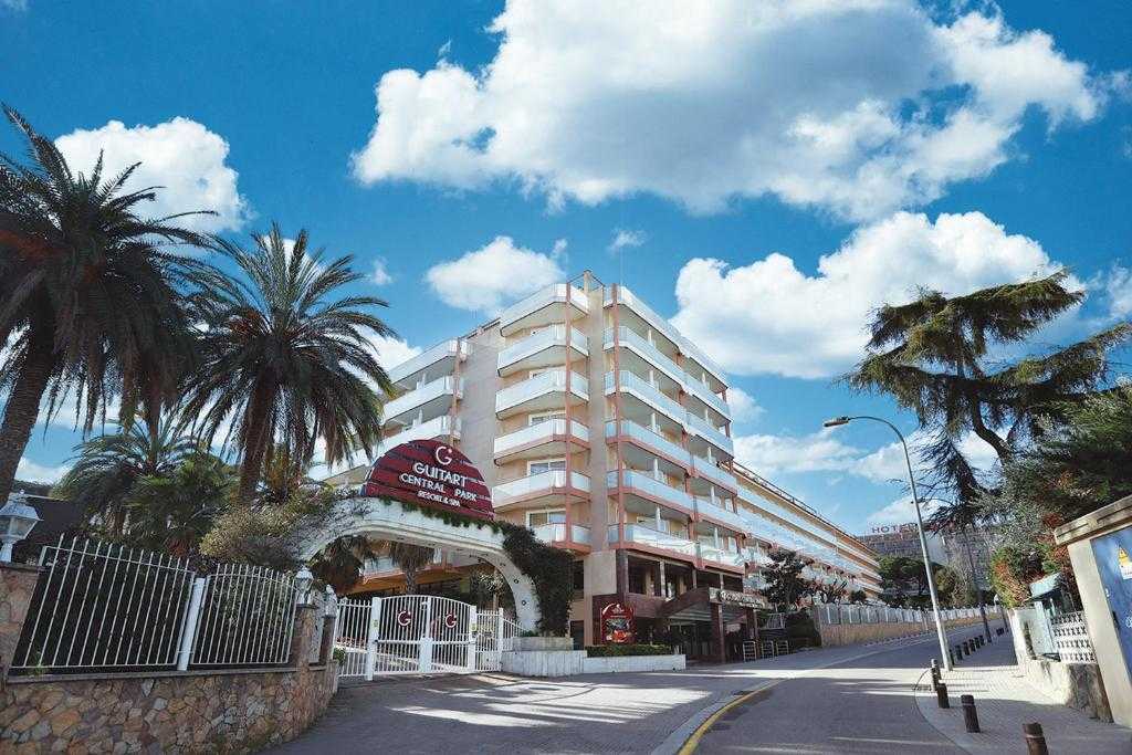 Hotel Guitart Central Park Aqua Resort*** LLoret de Mar